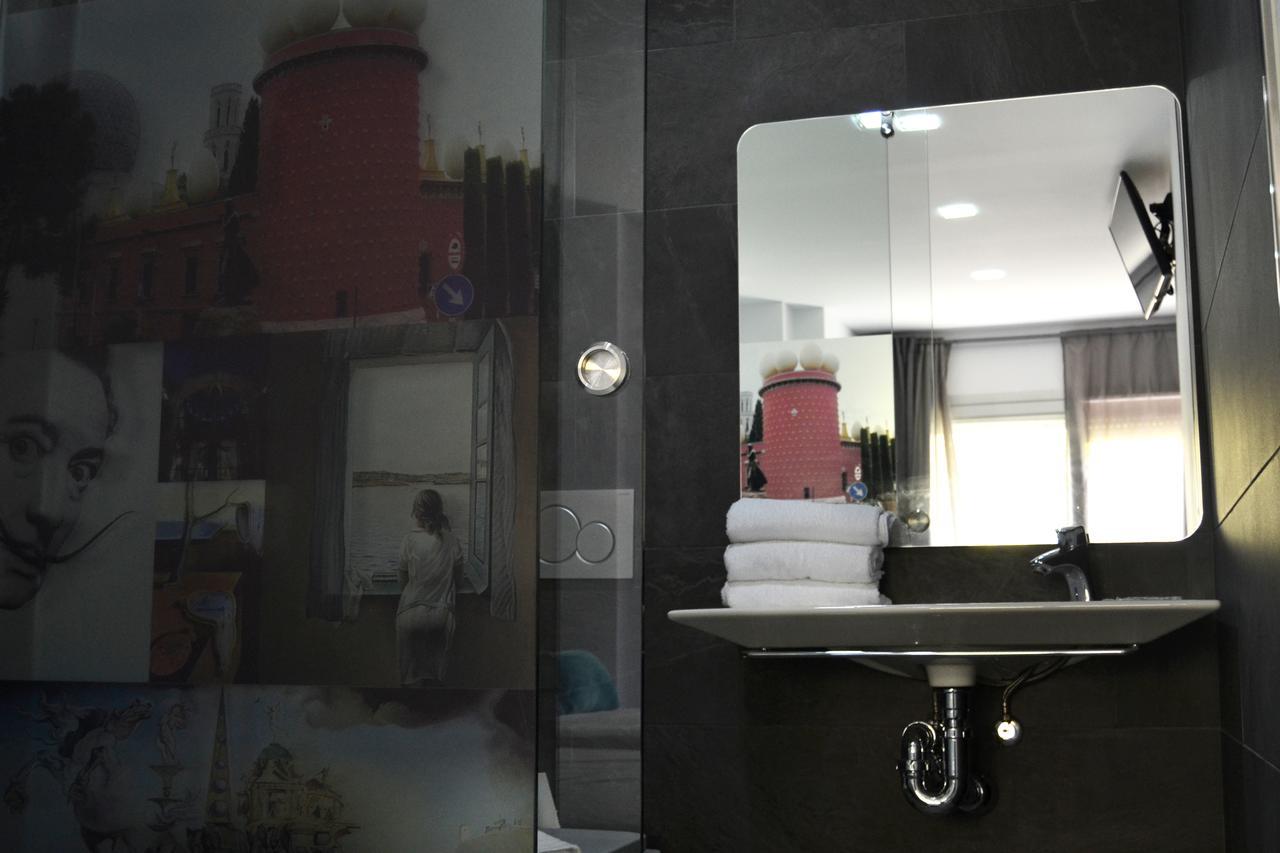Bed&Breakfast 10 Gerona Buitenkant foto