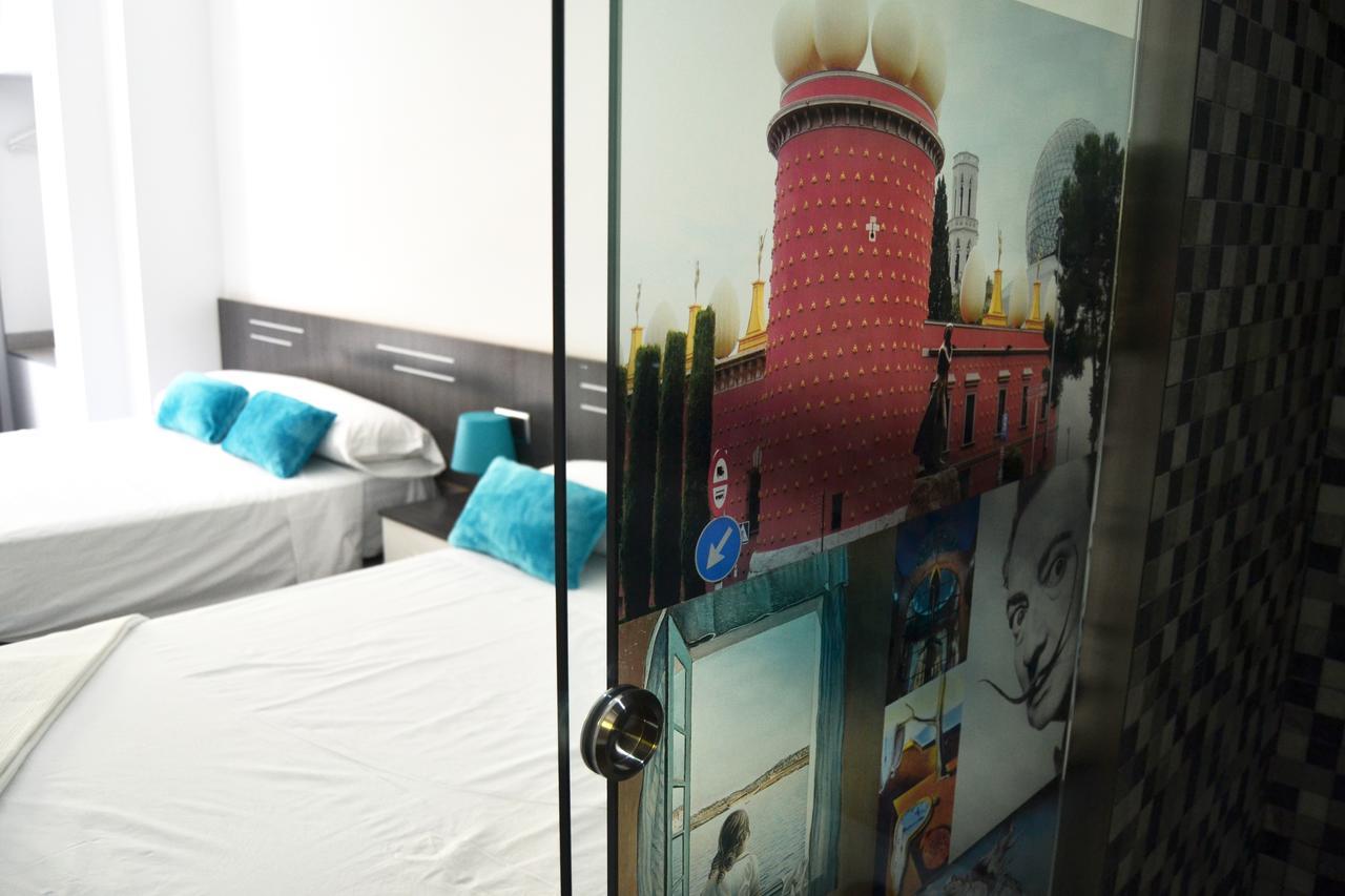 Bed&Breakfast 10 Gerona Buitenkant foto